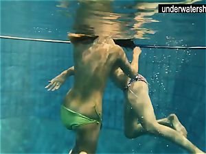 two stunning amateurs demonstrating their bods off under water